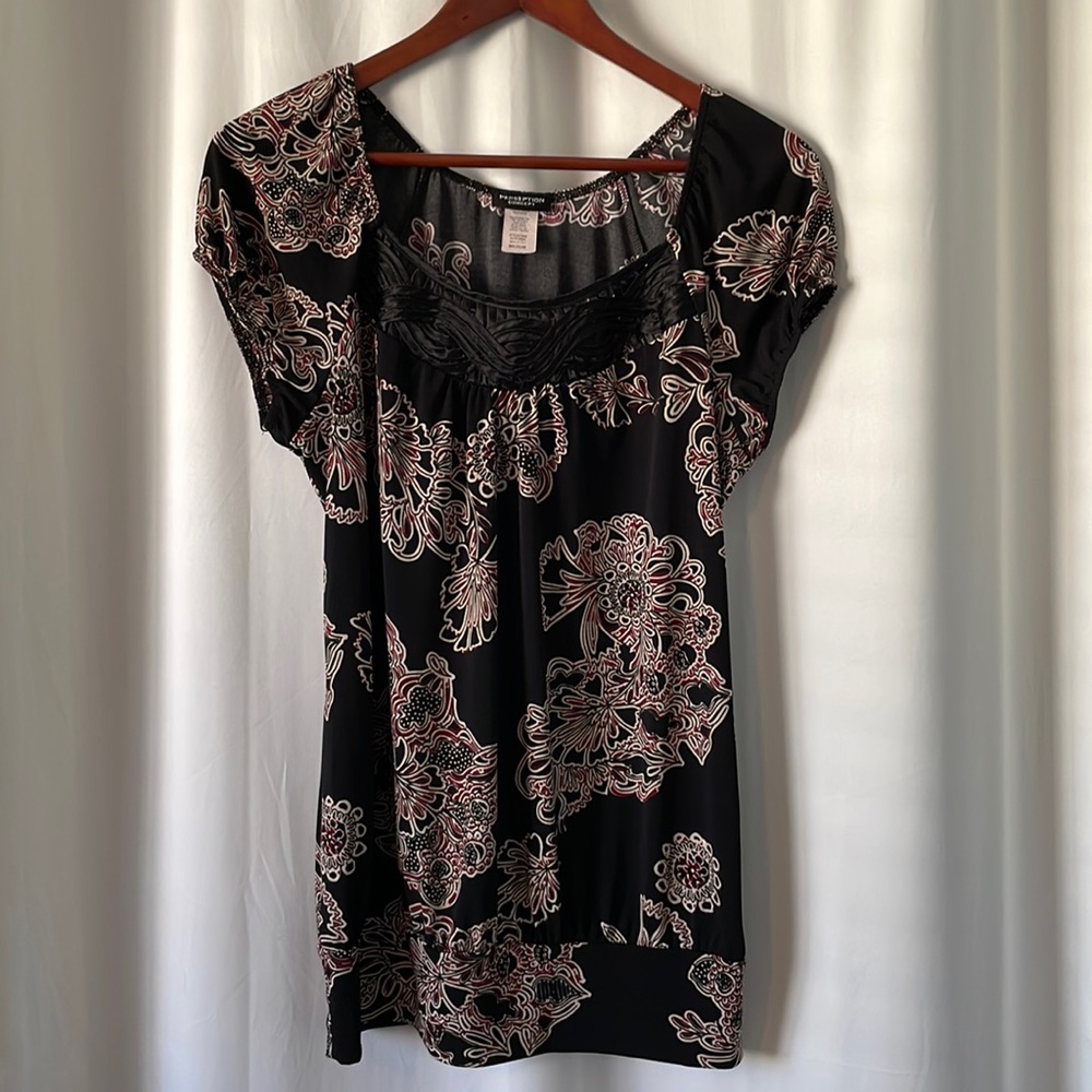 Patterned Blouse with Pretty Design at Neckline